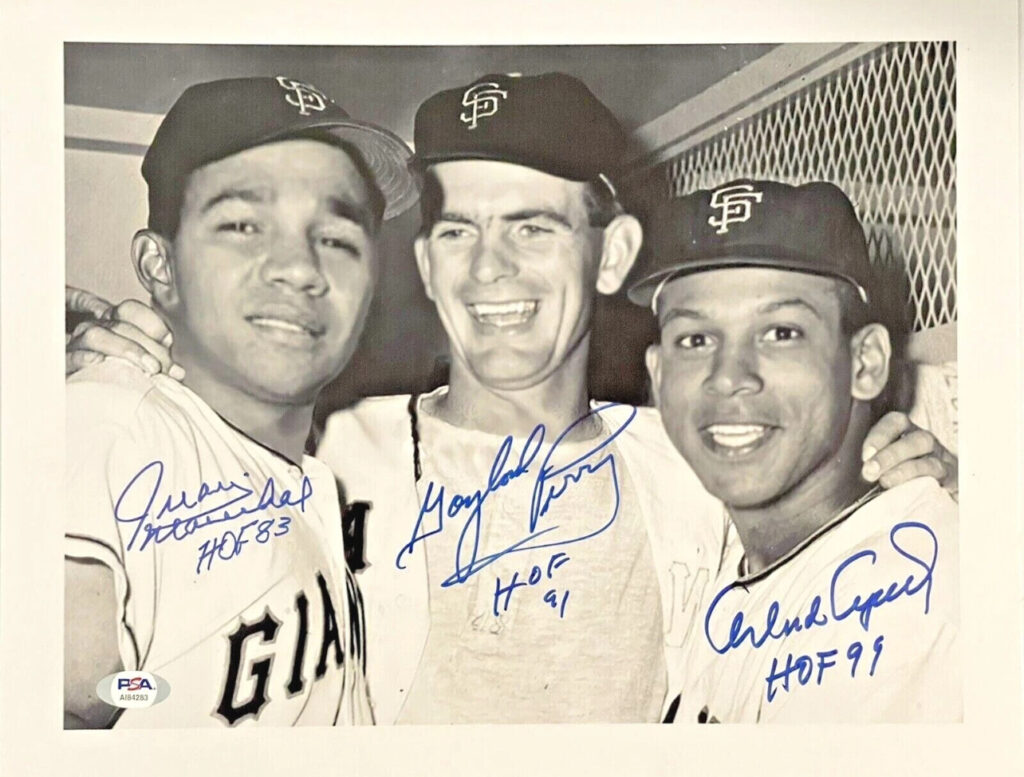 In San Francisco Mays' Giants squads boasted five Hall of Fame players