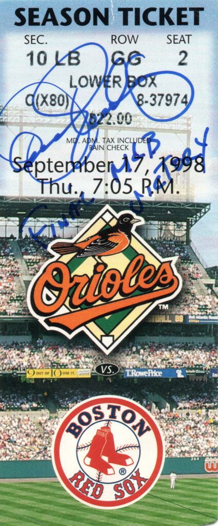 Eckersley returned to Boston in 1998 for his final big league season at 43 years old